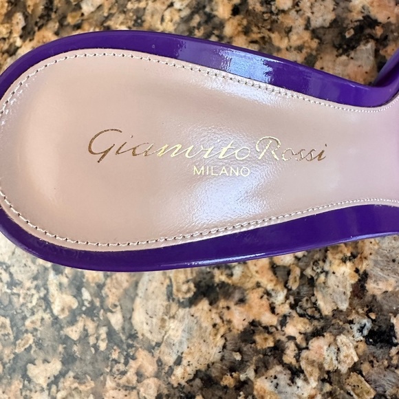 Gianvito Rossi Glass & Vernice Mules in Purple - Picture 6 of 8